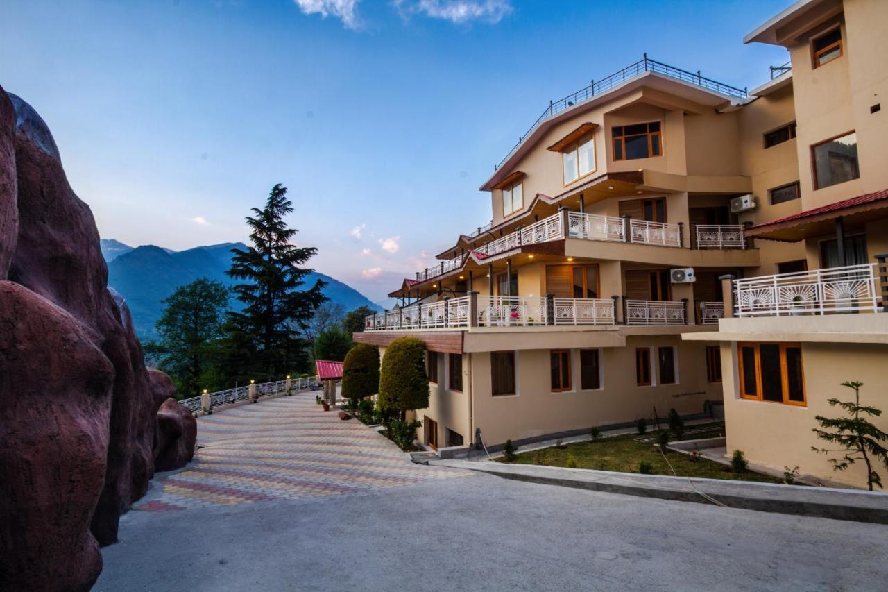 Anand Vardhan Resorts Manali  Exterior photo