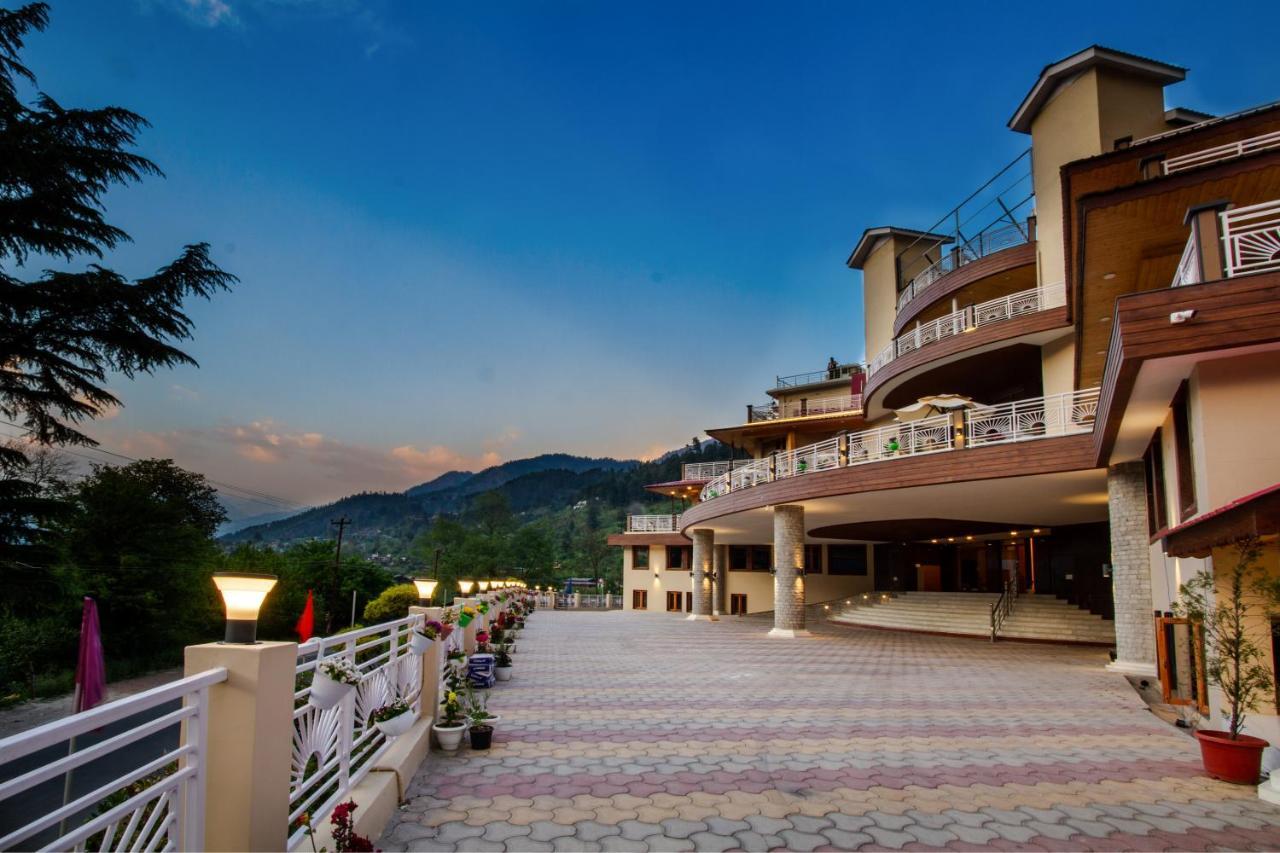 Anand Vardhan Resorts Manali  Exterior photo