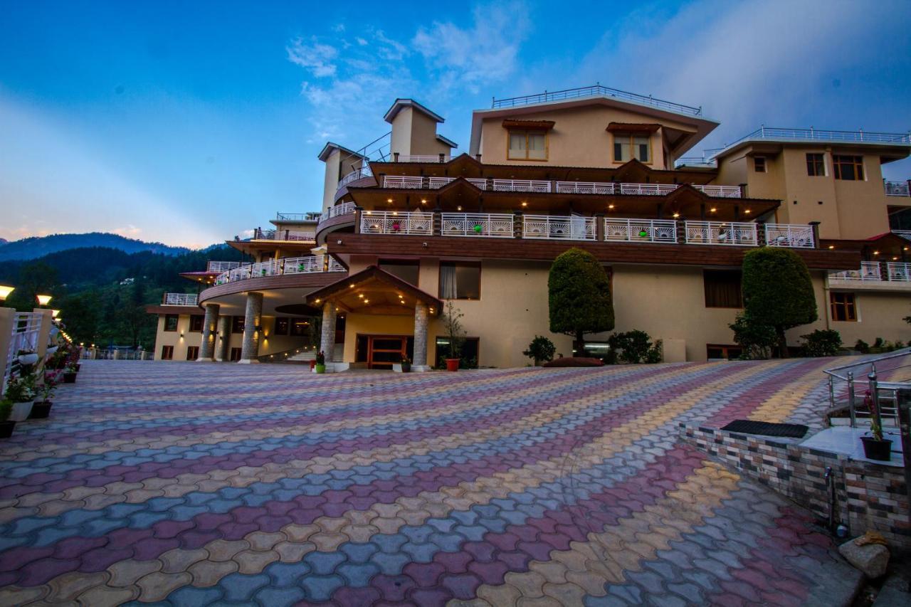 Anand Vardhan Resorts Manali  Exterior photo