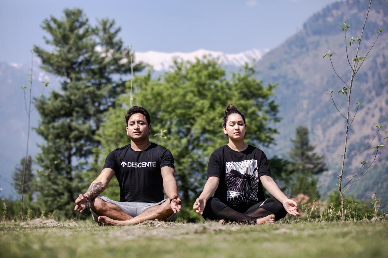 Anand Vardhan Resorts Manali  Exterior photo