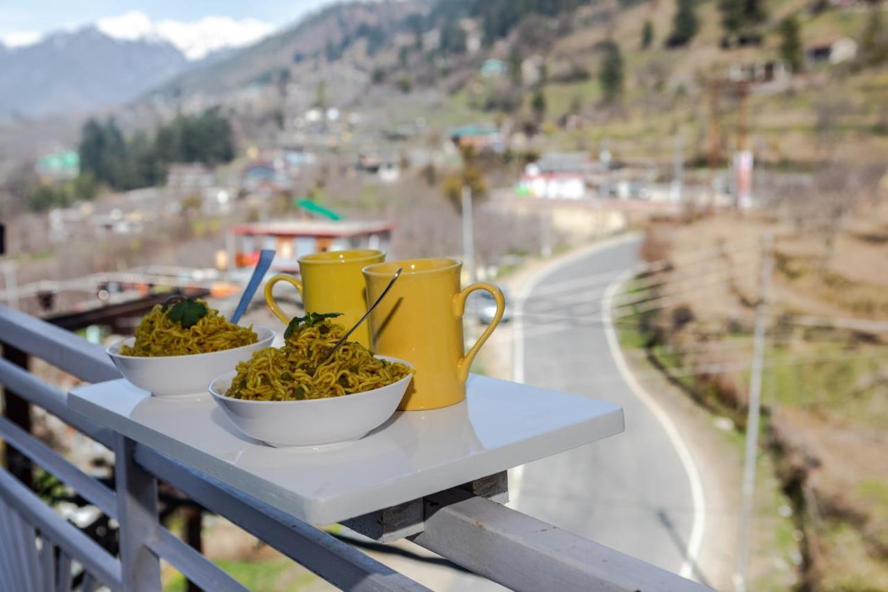 Anand Vardhan Resorts Manali  Exterior photo